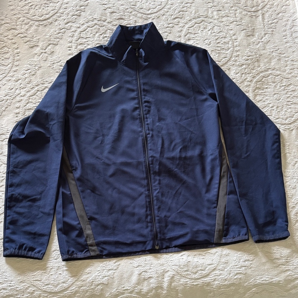 Nike Dri-Fit Men's Unisex Dark Blue Windbreaker Jacket Gently Loved M